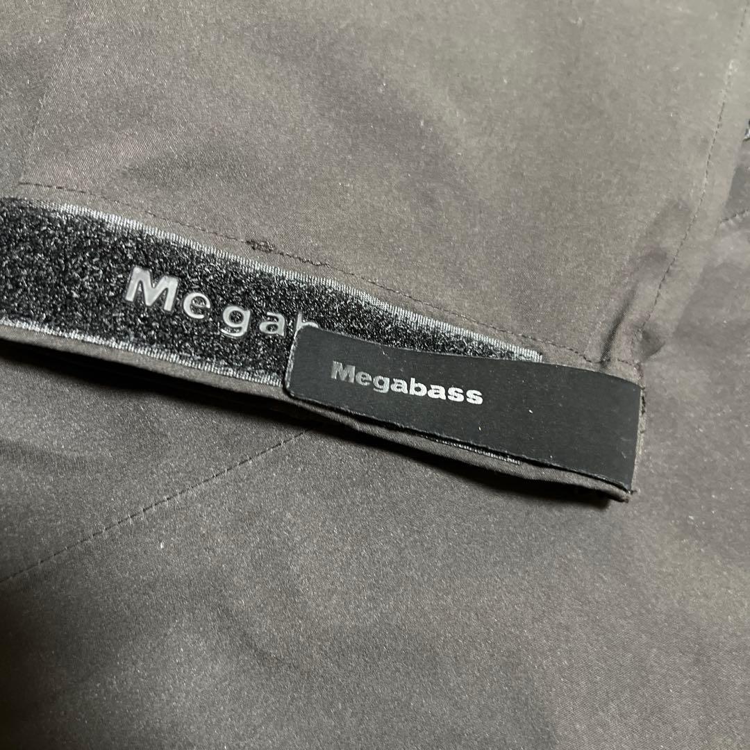 メガバス　ウィルダネスジャケット　ブラック　Ｌサイズ