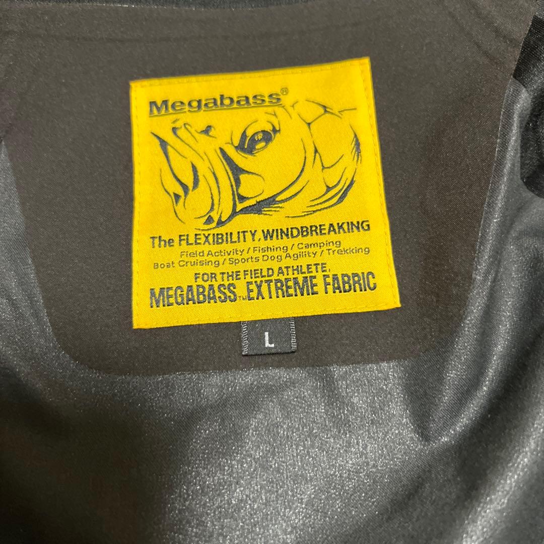 メガバス　ウィルダネスジャケット　ブラック　Ｌサイズ