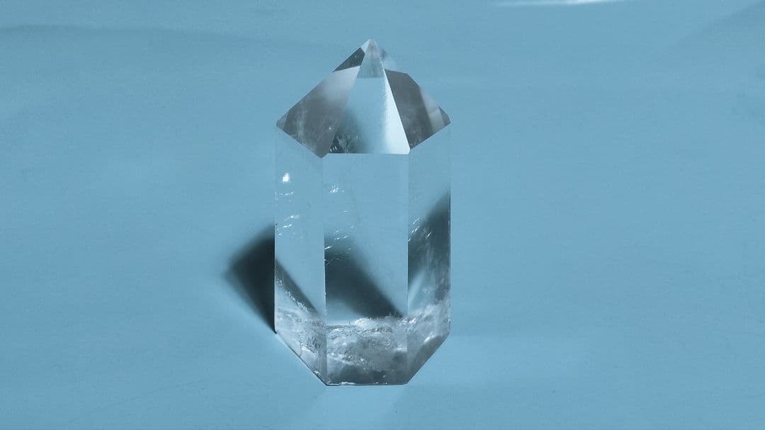 パワーストーン　天然石　エンジェルラダー入り水晶　ポイント　85g　No.166