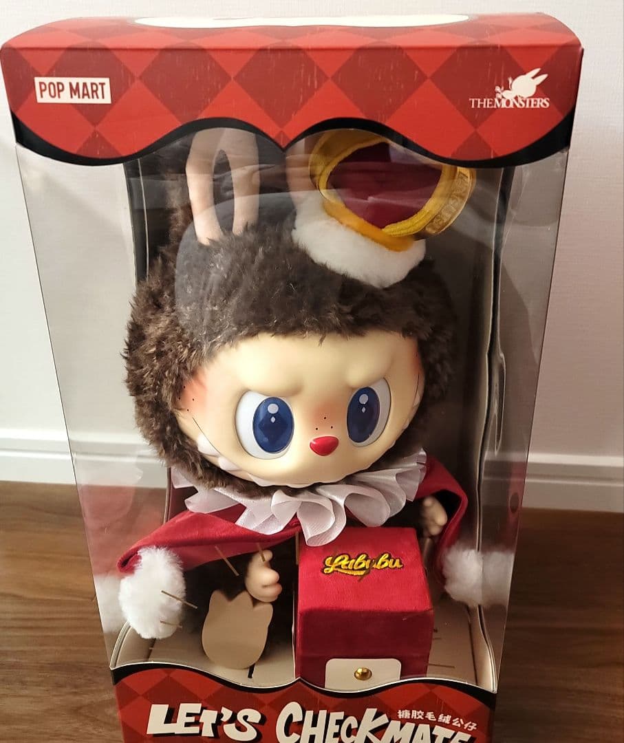 ラブブ　王冠　POPMART