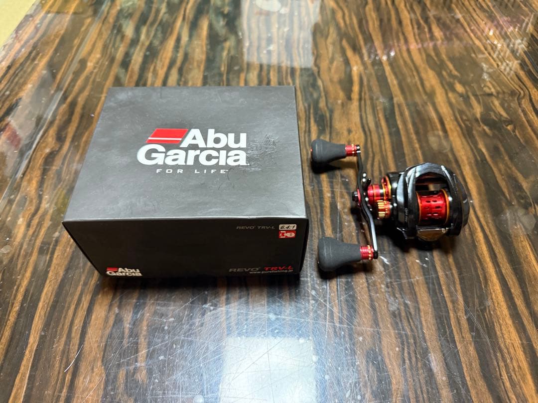 Abu Garcia REVO TRV-L ベイトリール