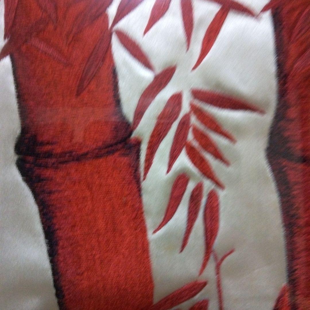 赤竹の刺繍額、刺繍アート、赤竹、朱竹、額付き工芸品、