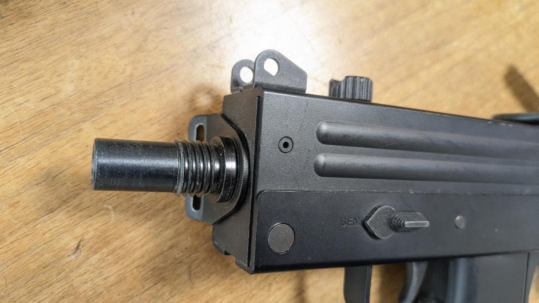 東京マルイ　電動コンパクトマシンガン　マック10　MAC10　18才　動作OK