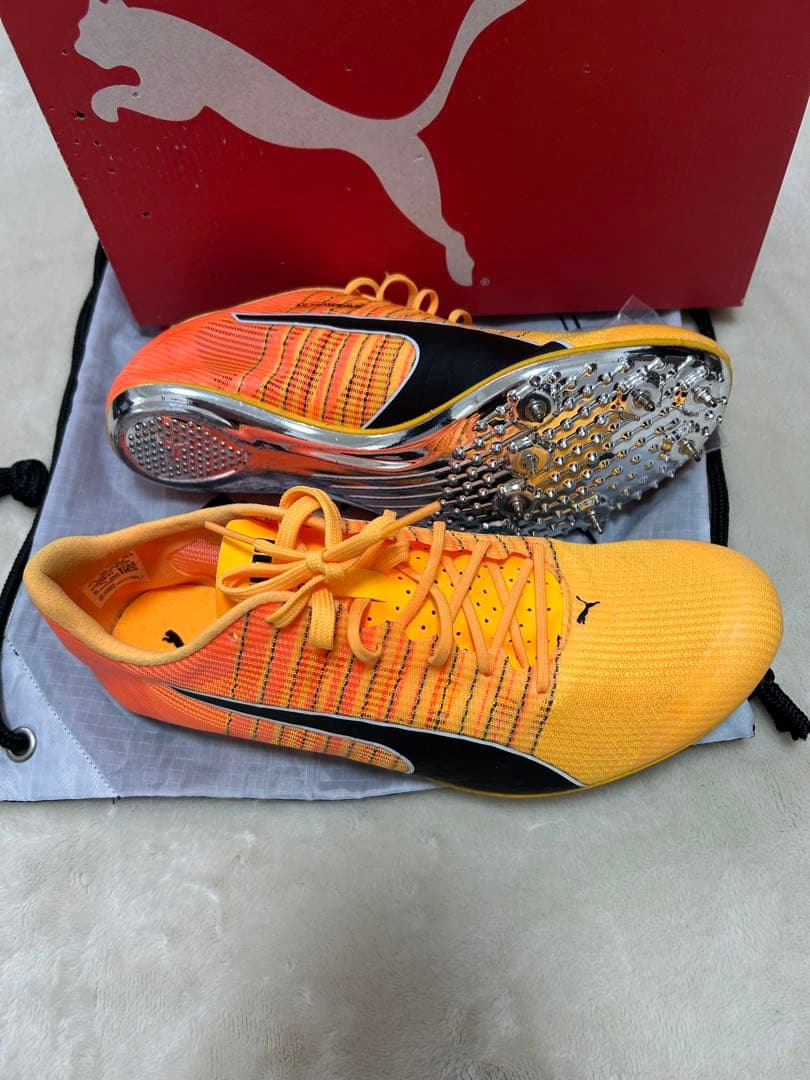 Puma 陸上競技用スパイクシューズ オレンジ/イエロー