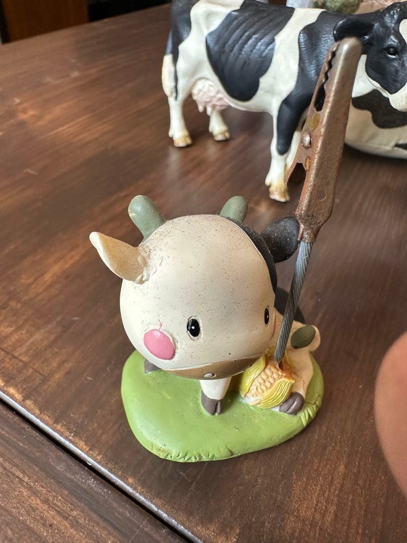 牛のミニチュアフィギュアセット