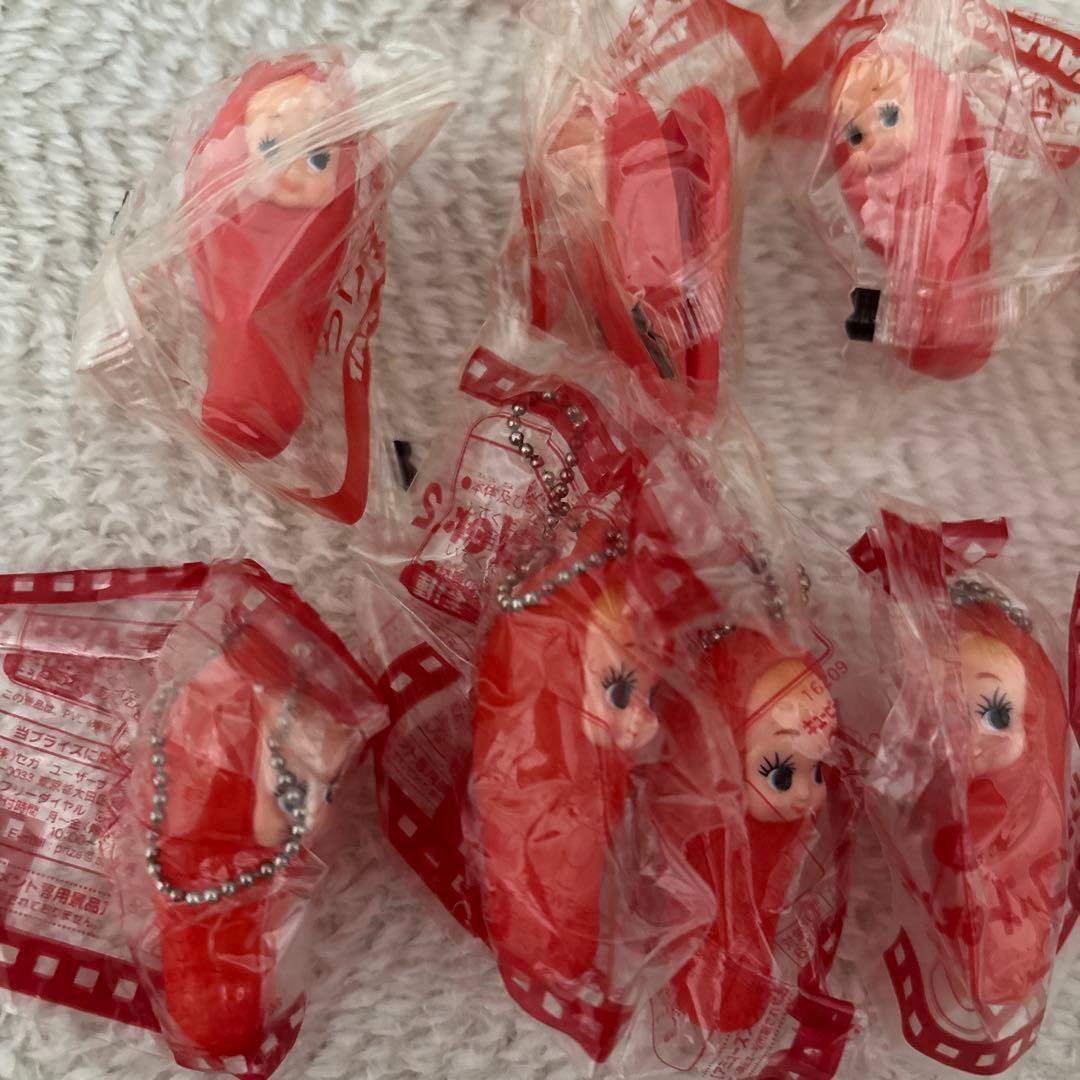 平成レトロ　レア　キューピーたらこのキーホルダー とクリップ24個