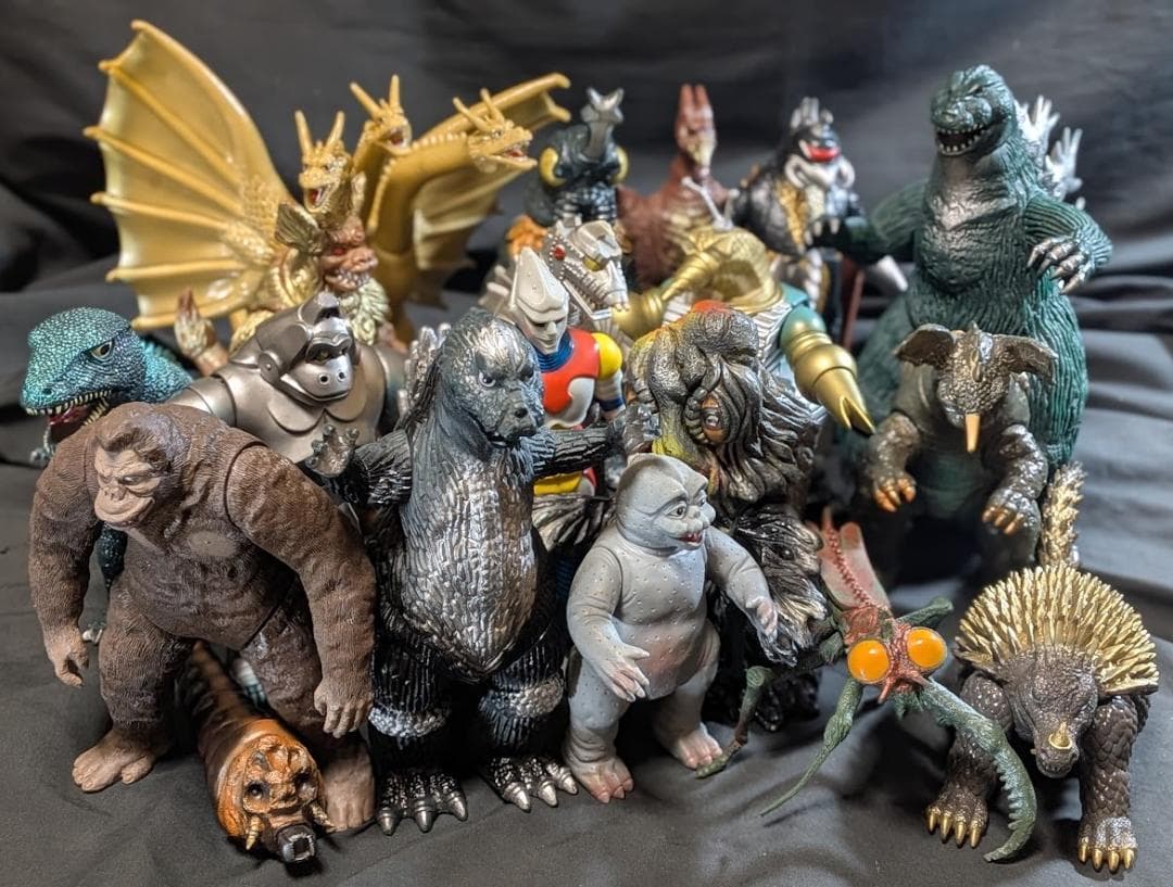 昭和ゴジラ 東宝チャンピオンまつり（バンダイ）ソフビコンプリート19体セット