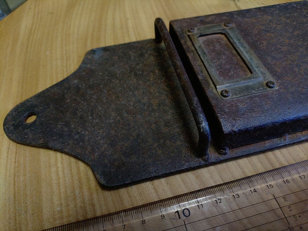 アンティーク　レトロ　郵便受け　新聞受け　アイアン