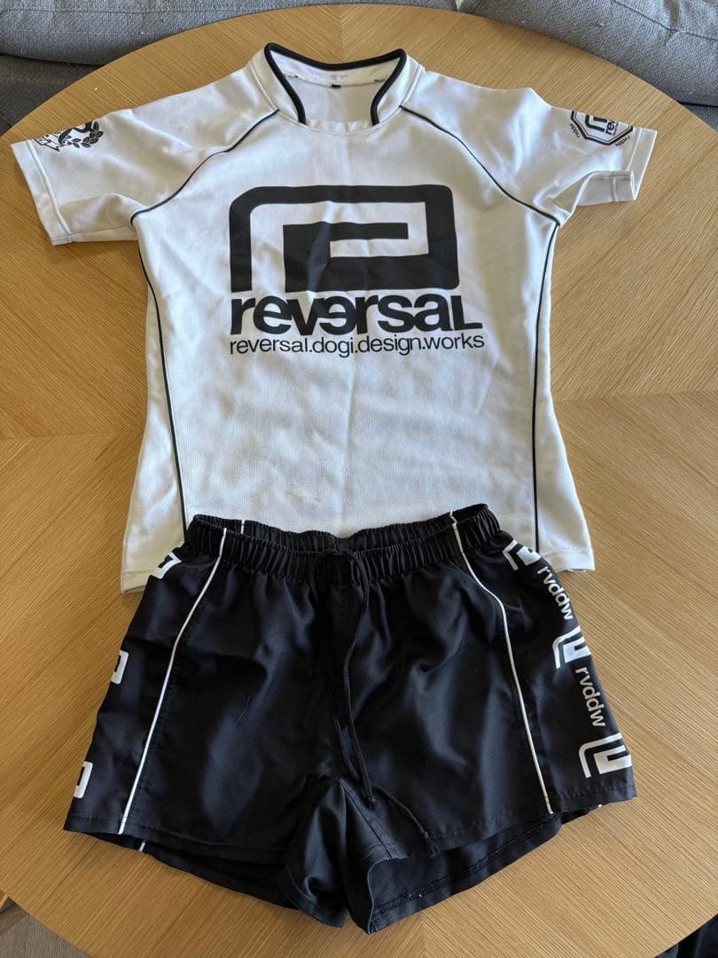 流通経済大学ラグビー部トレーニングウェア上下