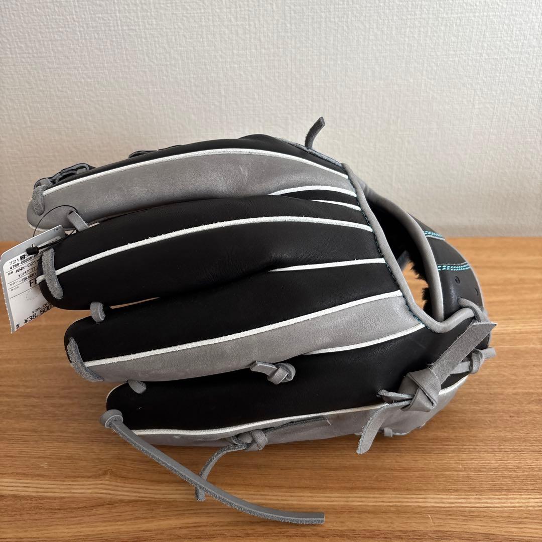 アトムズ　ATOMS　軟式用グラブ　内野手　グローブ　定価38,500円