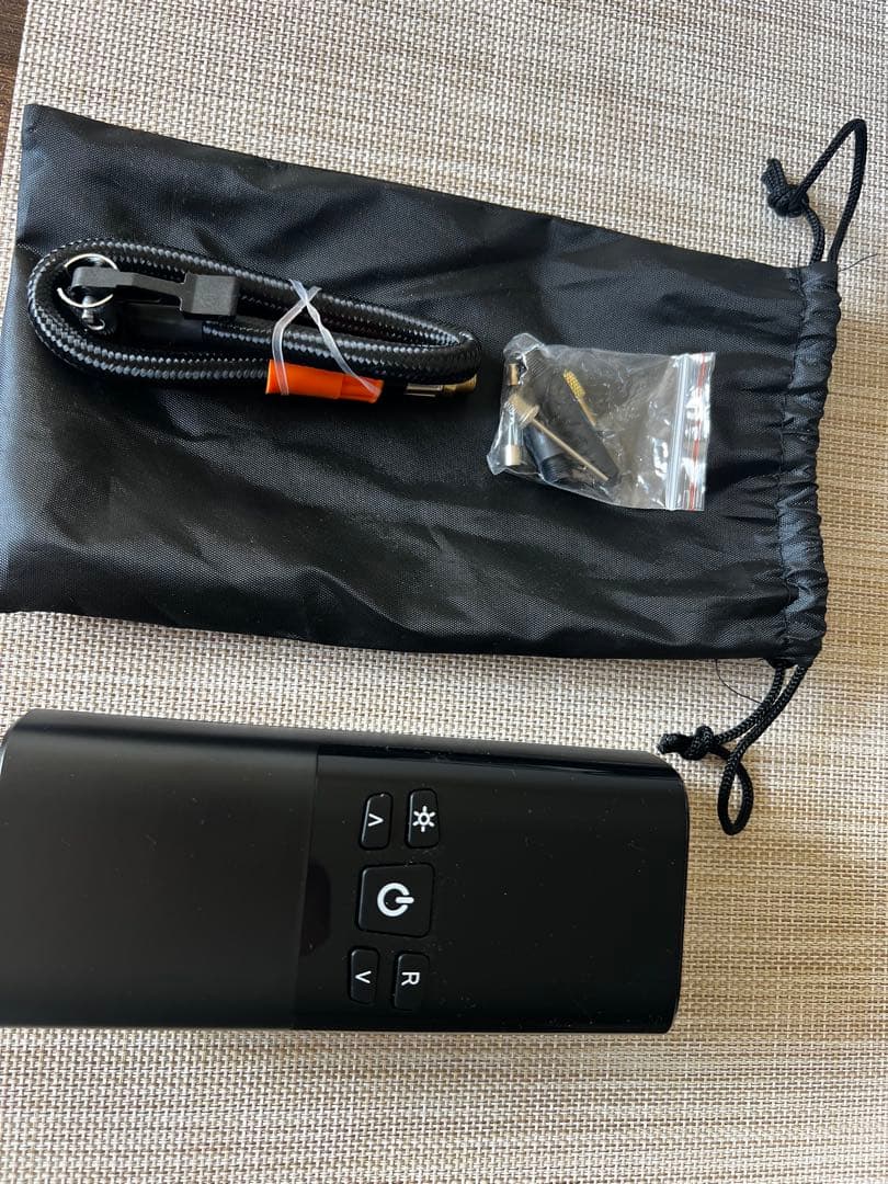 美品【自動空気入れ付き！】カダローラ黒自転車