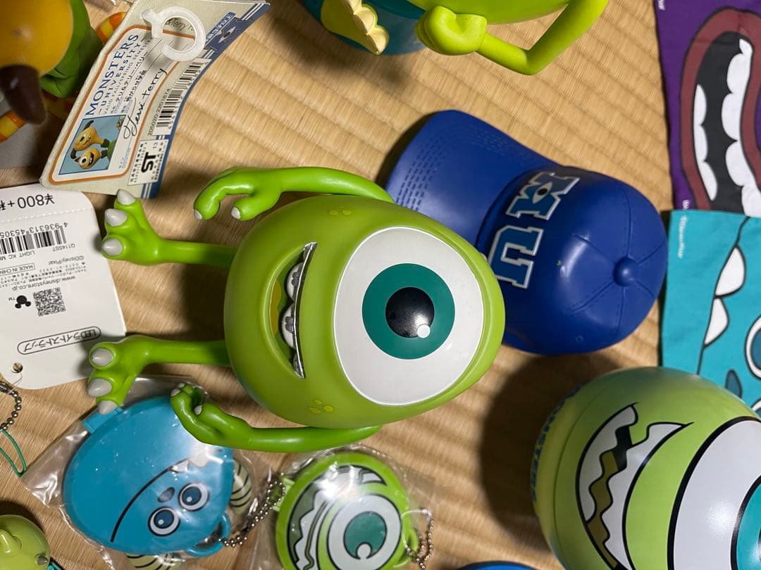 モンスターズインク　MU ディズニー　マイク　サリー　フィギュア　おまとめ