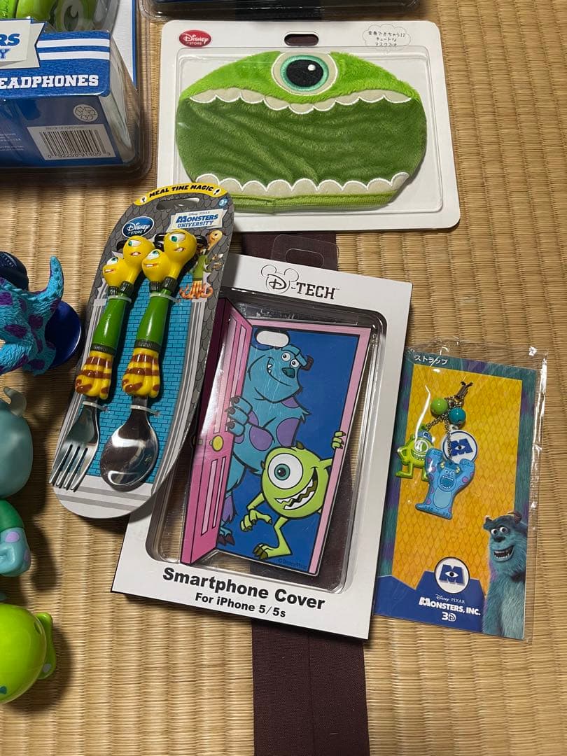 モンスターズインク　MU ディズニー　マイク　サリー　フィギュア　おまとめ