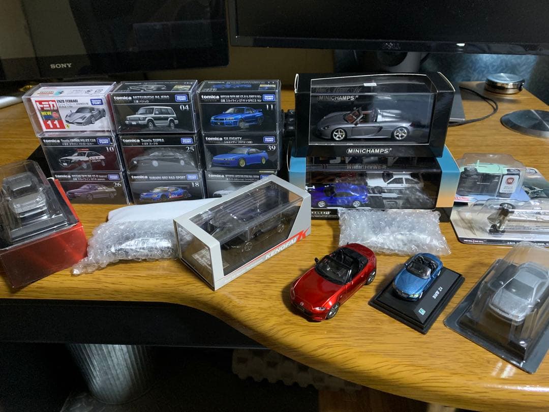 フェラーリ　ランボルギーニ　ポルシェ　アウディ　トヨタ　日産ミニカー21点セット