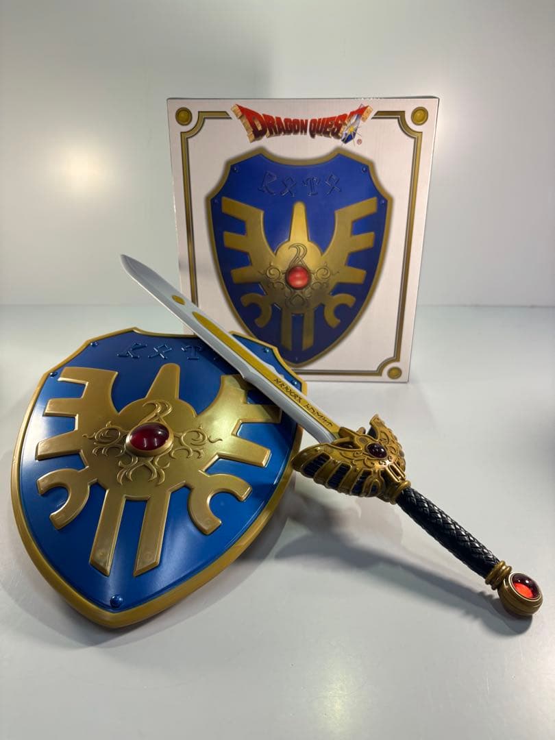 ドラゴンクエスト AM アイテムズギャラリースペシャル ロトの剣 ロトの盾