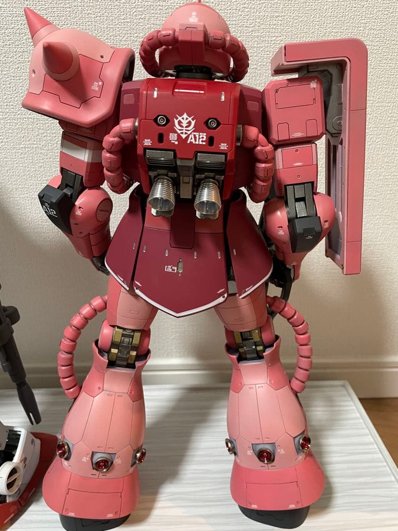 1/48 メガサイズ　ガンダム　ザク　2体セット完成品