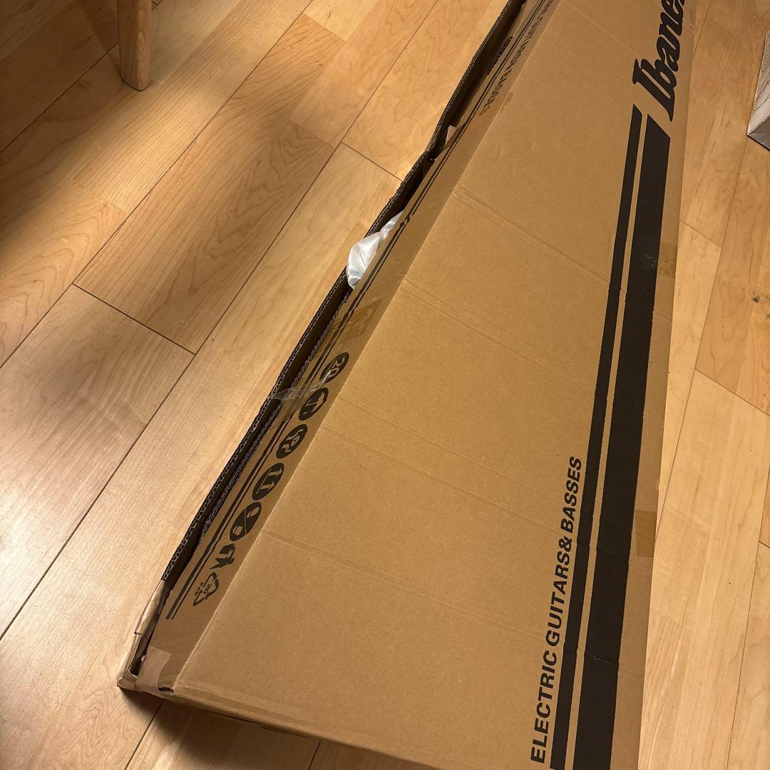 【新品同様】5弦ベース Ibanez GSR205B-WNF