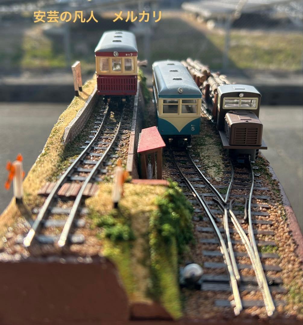 HOナロー(軌間9mm)55 ひな壇ヤードのある風景 アクリルケース付