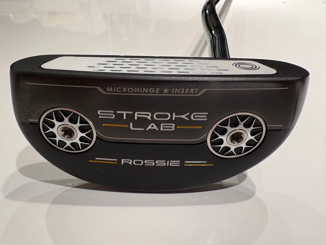 ODYSSEY STROKE LAB BLACK ROSSIE パター