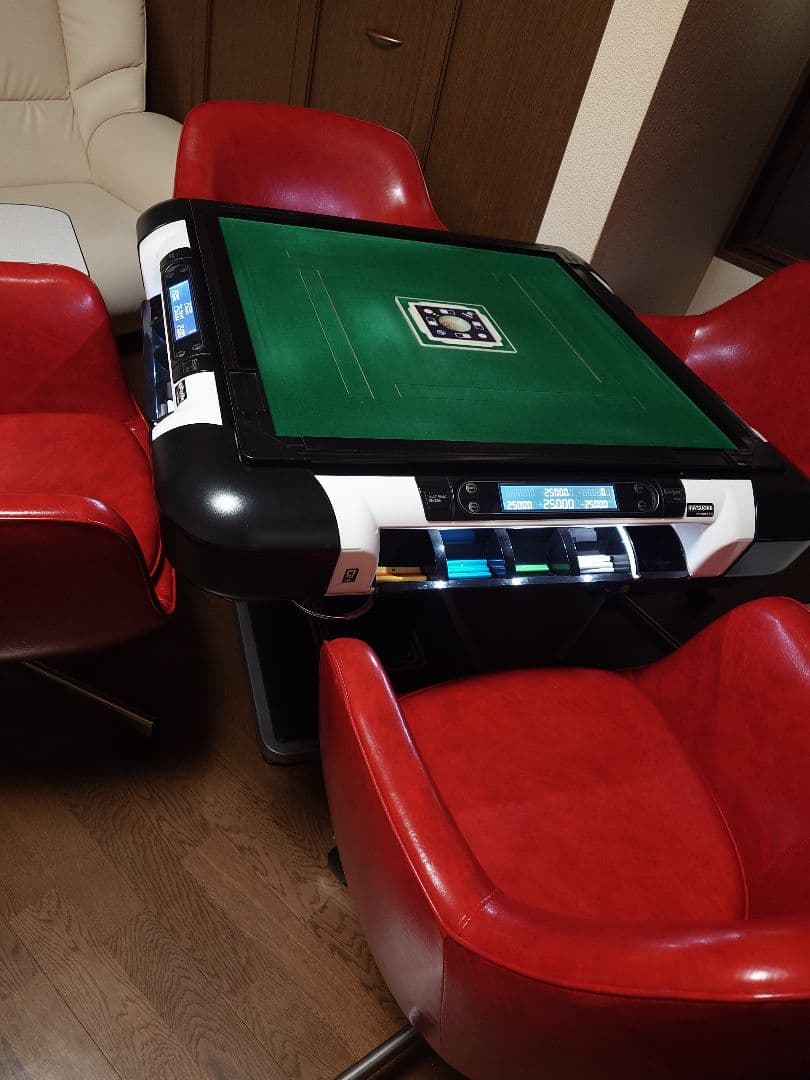 センチュリー全自動麻雀卓PAL、イーガー枠！