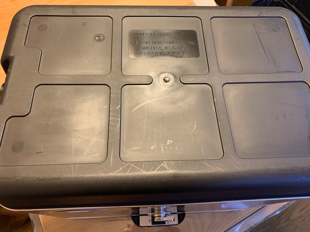 latu‼️美品✨Coleman コールマン　クーラーボックス