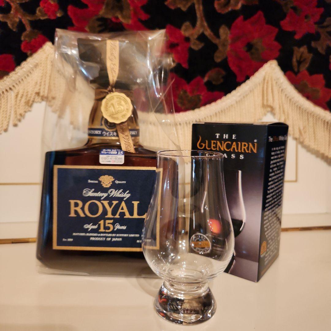 古酒 サントリーウイスキー  15年 グレンクアリングラス付き