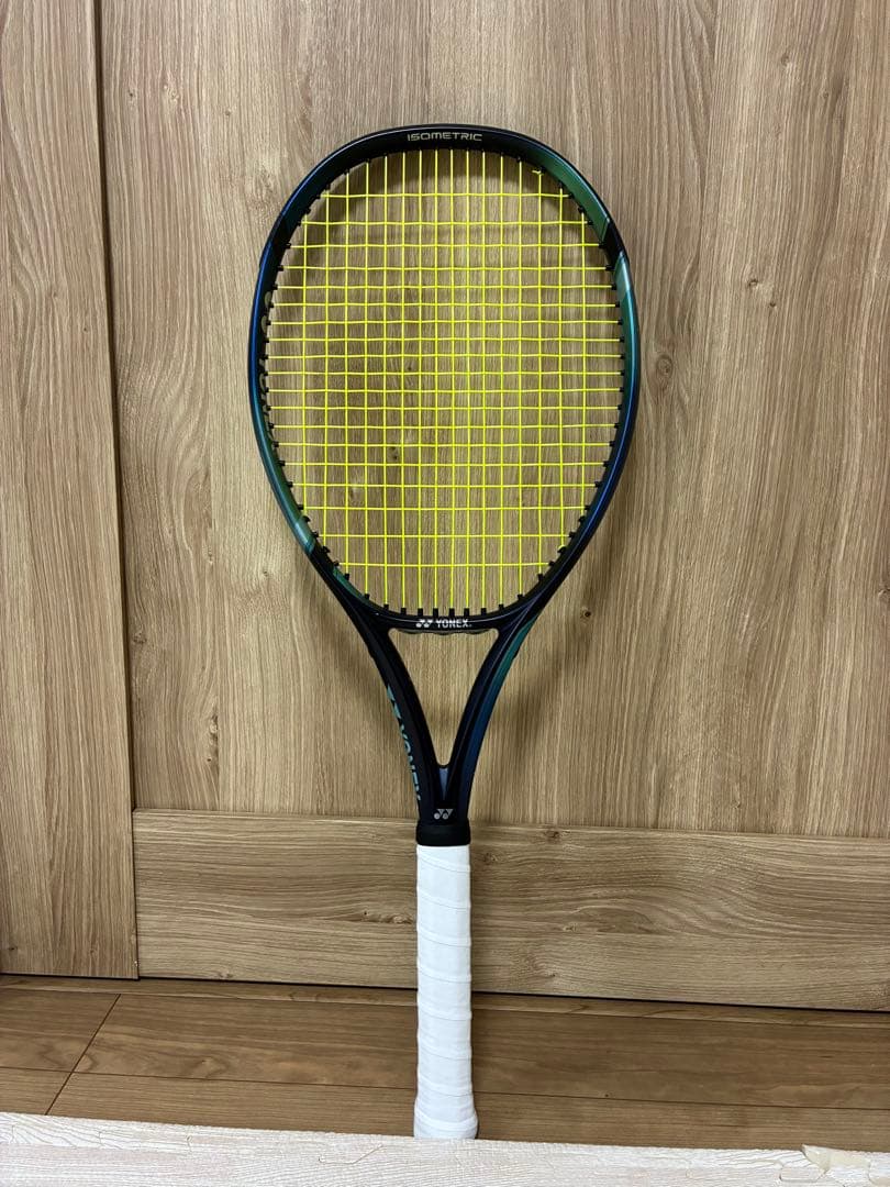 YONEX EZONE 100 （2022年モデル）