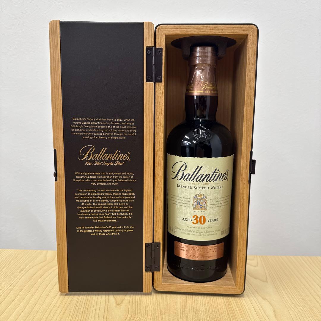 Ballantine's 30 Year Old ウイスキー（バランタイン）