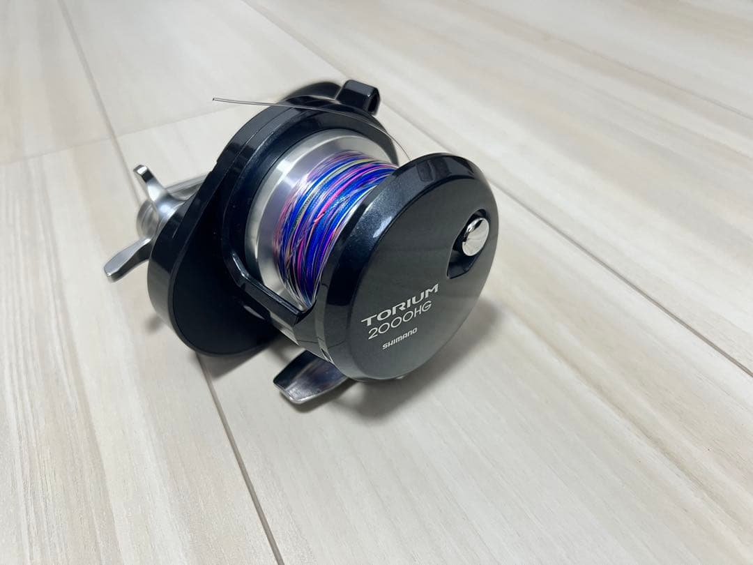 SHIMANO トリウム 2000HG ベイトリール