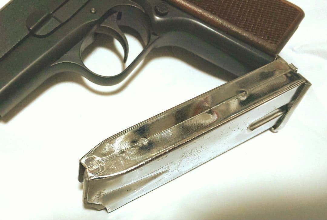 マルシン ブローニング・ハイパワー“コマーシャル“ （ショルダーホルスター付）