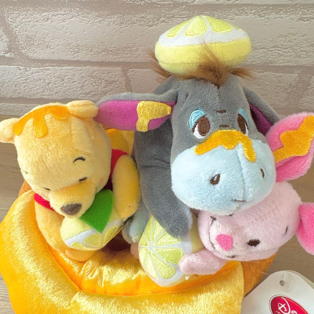 プーさん　はちみつ バスケット ぬいぐるみ　ディズニーストア くまのプーさん