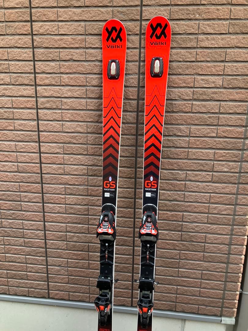 フォルクル　レースタイガー　ＧＳＷＣ　マスターズ　178センチ　Ｒ≧23