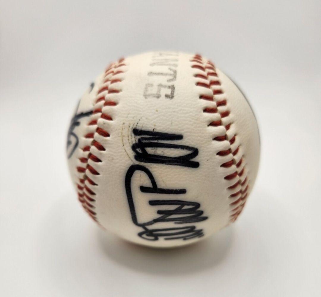 読売ジャイアンツ レジェンドサイン入りボール（王・長嶋・江川・西本聖)観賞用