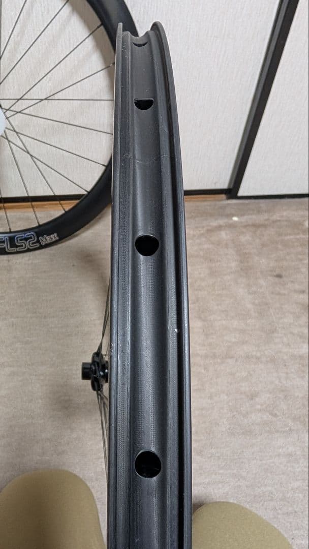 ICANカーボンホイール　FL 52 MAX ワイドリム