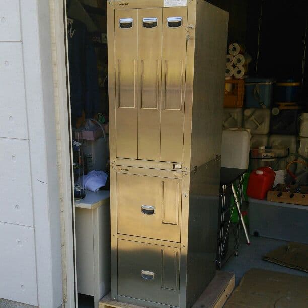 アズワン 薬品庫