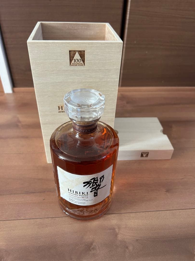 HIBIKI 700ml ウイスキー 木箱入り 100周年記念