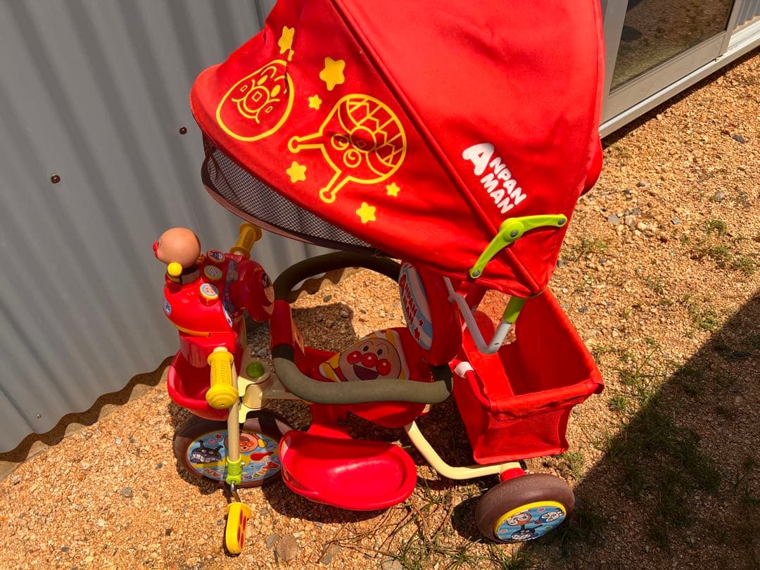 アンパンマン 三輪車 赤