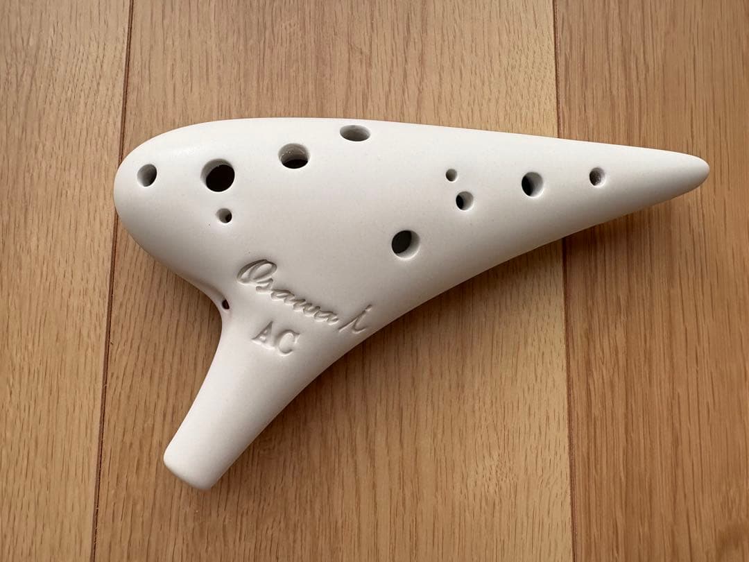 オオサワi マットホワイト　オカリナ　アルトC 【新中古】