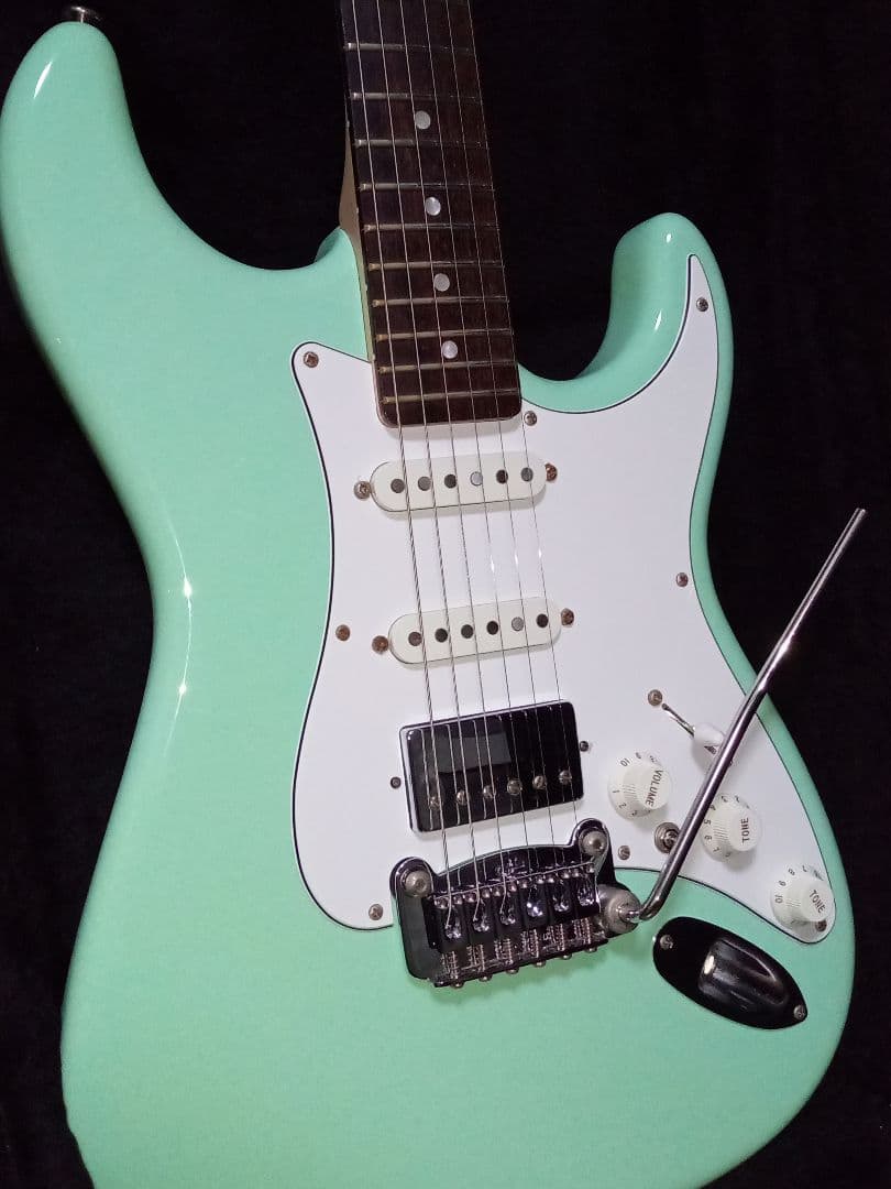 完璧ストラト∼超絶レア/G&L Legacy USA リアハム グリーン