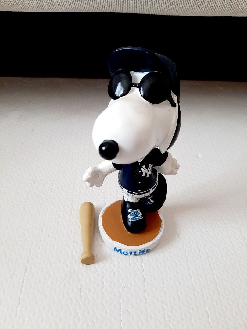 スヌーピー　ボブルヘッド　ヤンキース　mlb 2002 ビンテージ　フィギュア