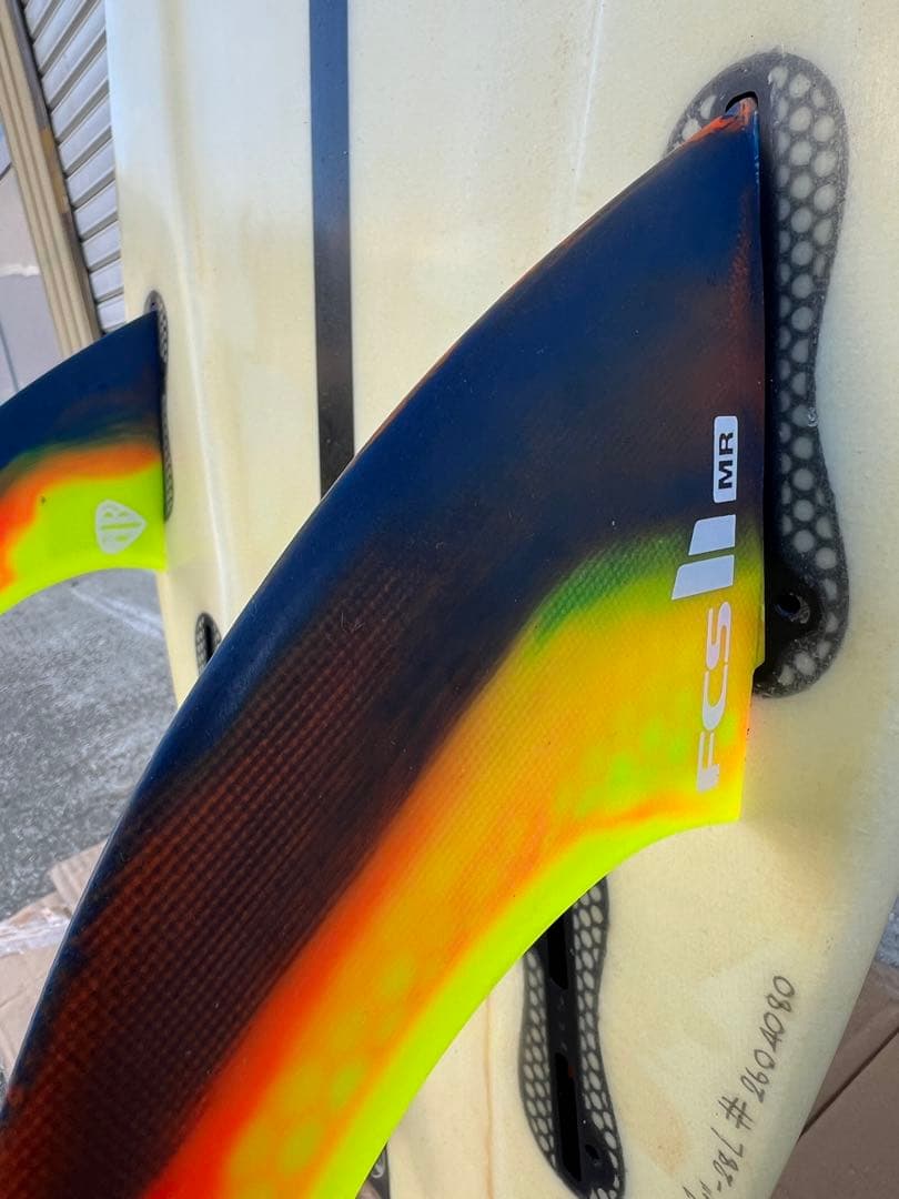 FIRE WIRE MOONBEAM 5’6 FCS2フィンセット