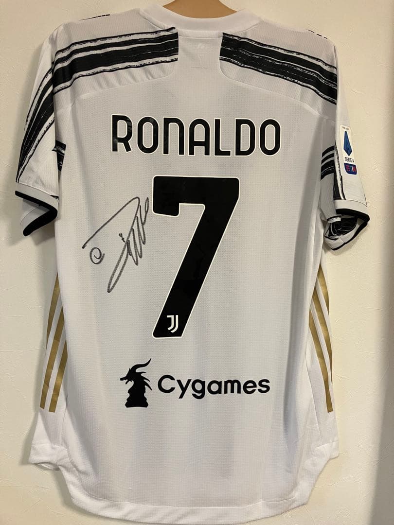 支給品ロナウド直筆サイン入りユニフォーム　ユベントスワンマッチ限定ポルトガル代表