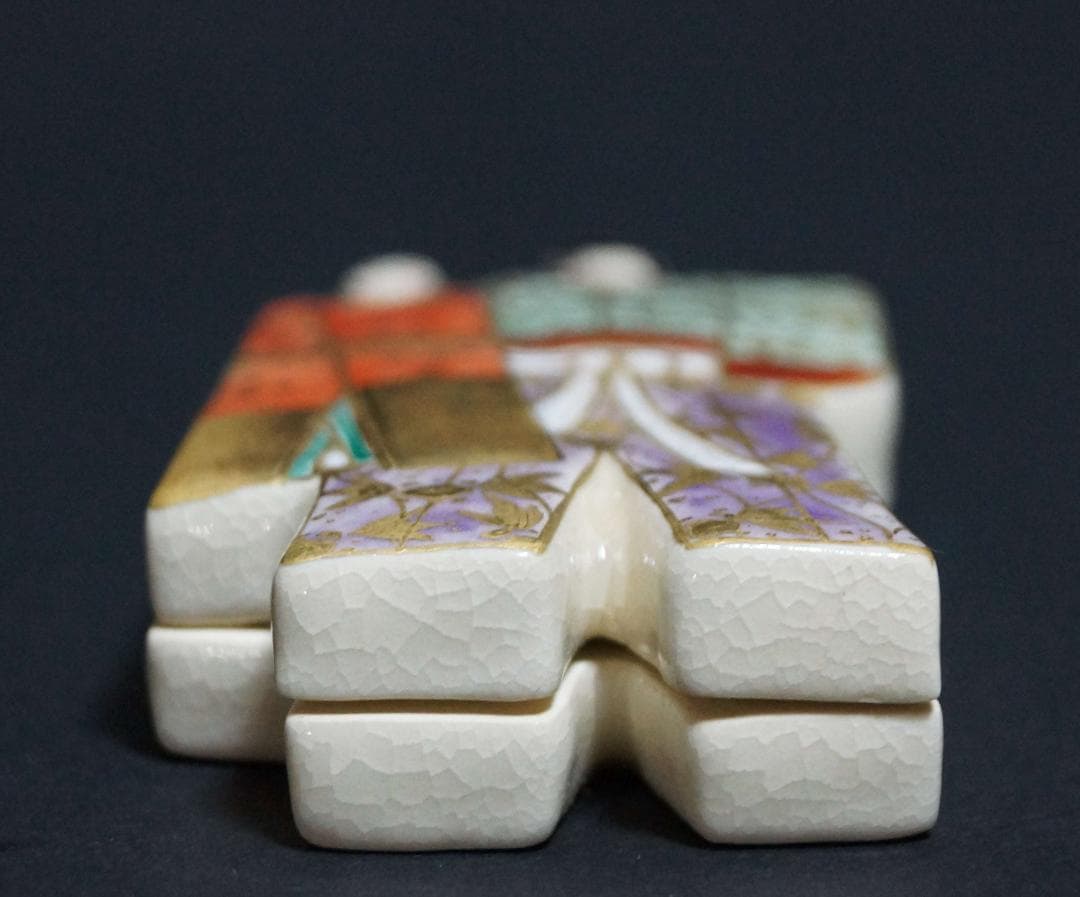 茶道具 粟田焼 岡田佳山作 色絵立雛香合 共箱★美品★