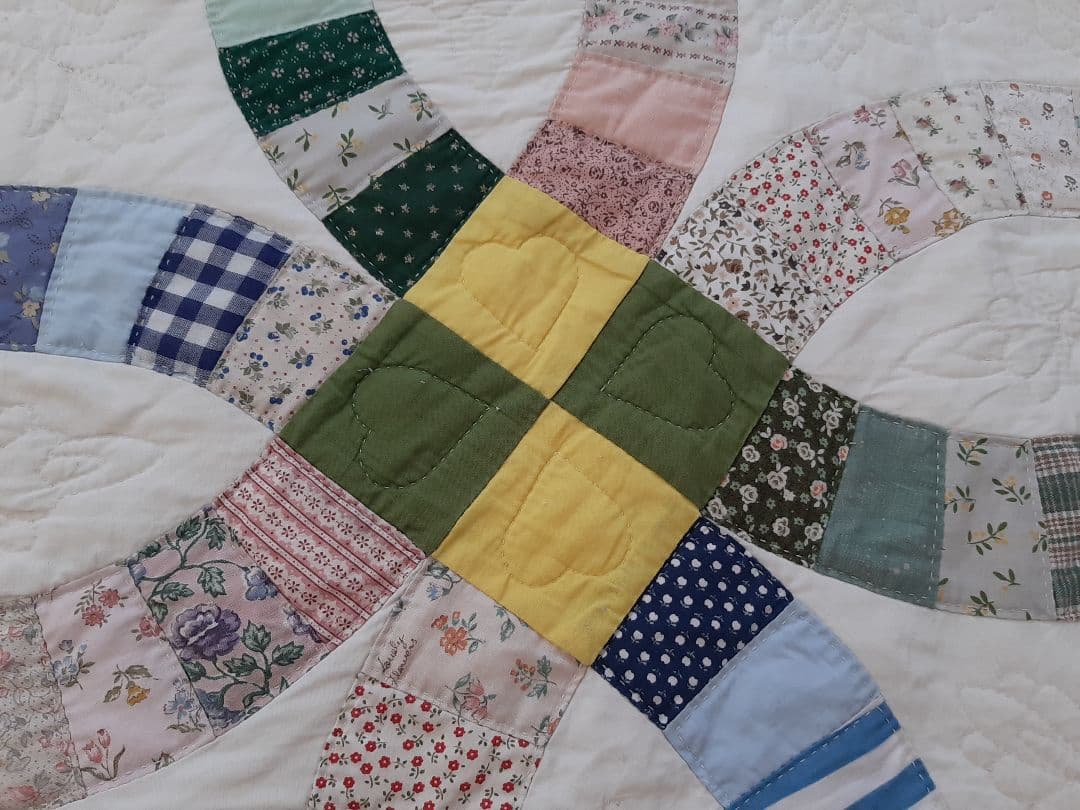 ハンドメイド　パッチワークキルト　ダブルウエディング　ベッドカバー