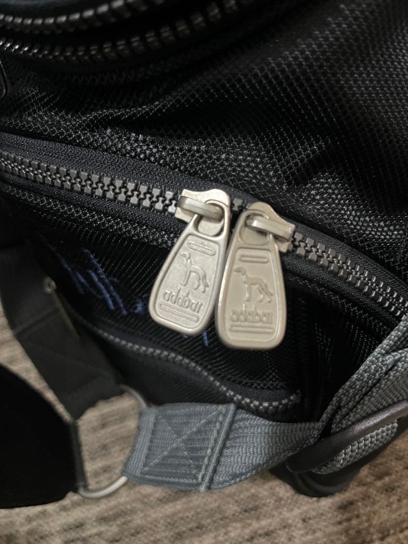 adabat アダバット　軽量キャディバッグ