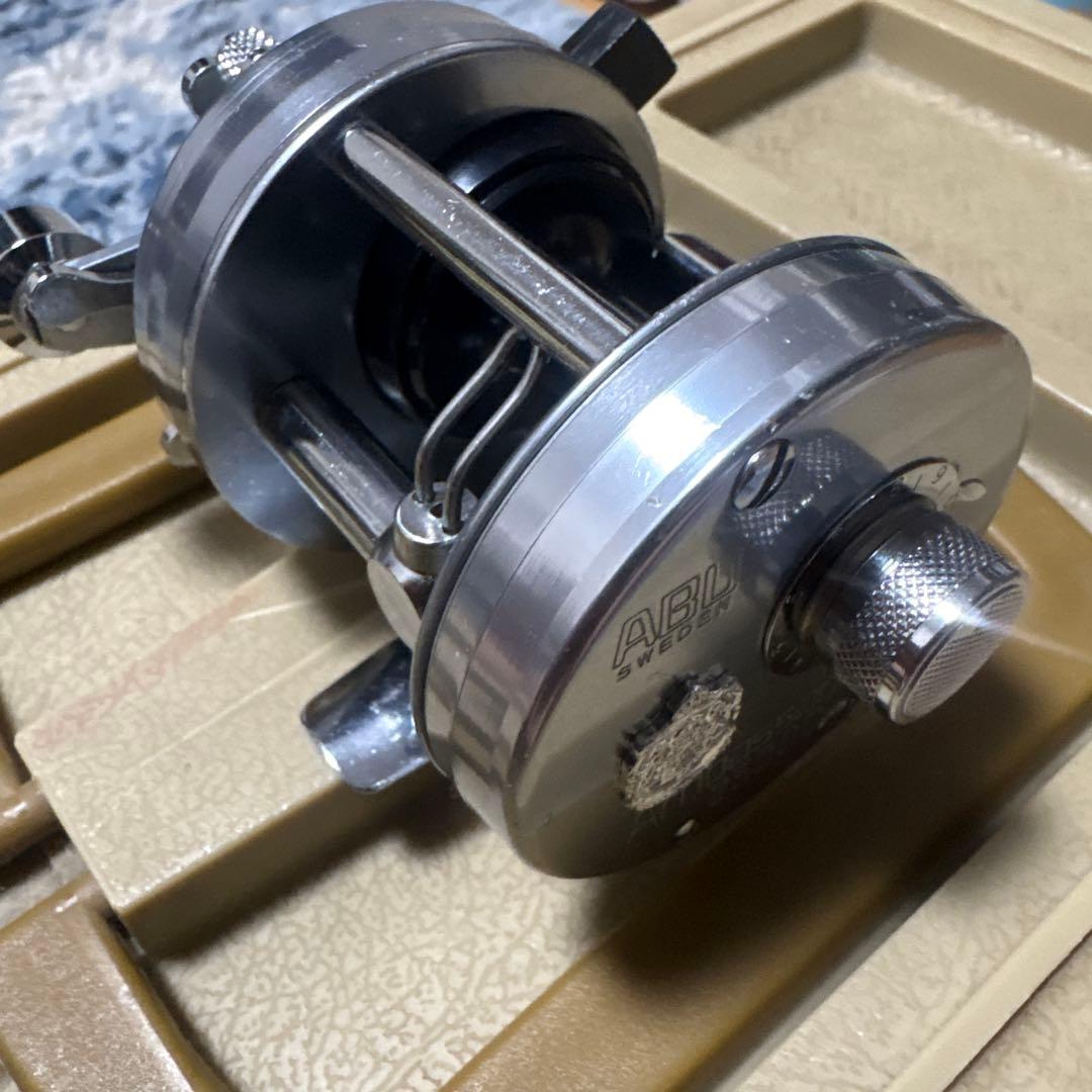 ABU 2500C シルバー