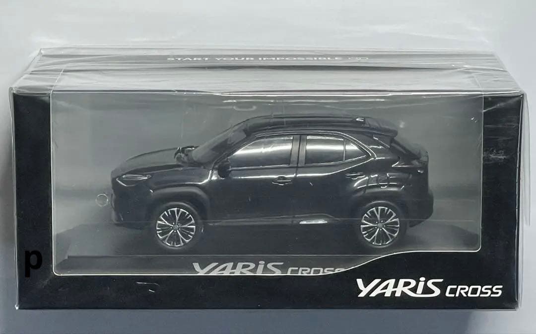 トヨタ ヤリスクロス　色見本 カラーサンプルミニカー ブラックマイカ　新品1台