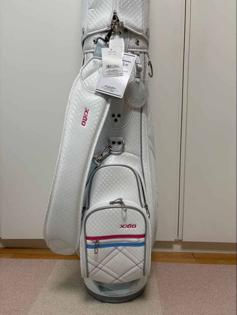 キャディバッグXXIO ゴルフバッグ レディース ホワイト　軽量