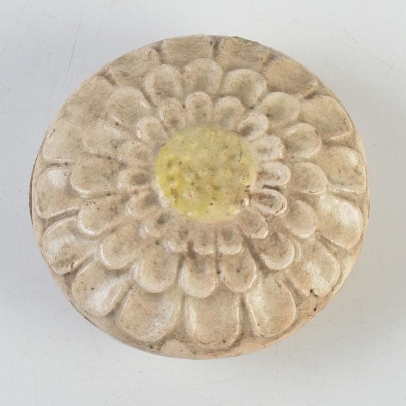 茶道具　楽吉左衛門　十代旦入造　菊香合　共箱　V　9861