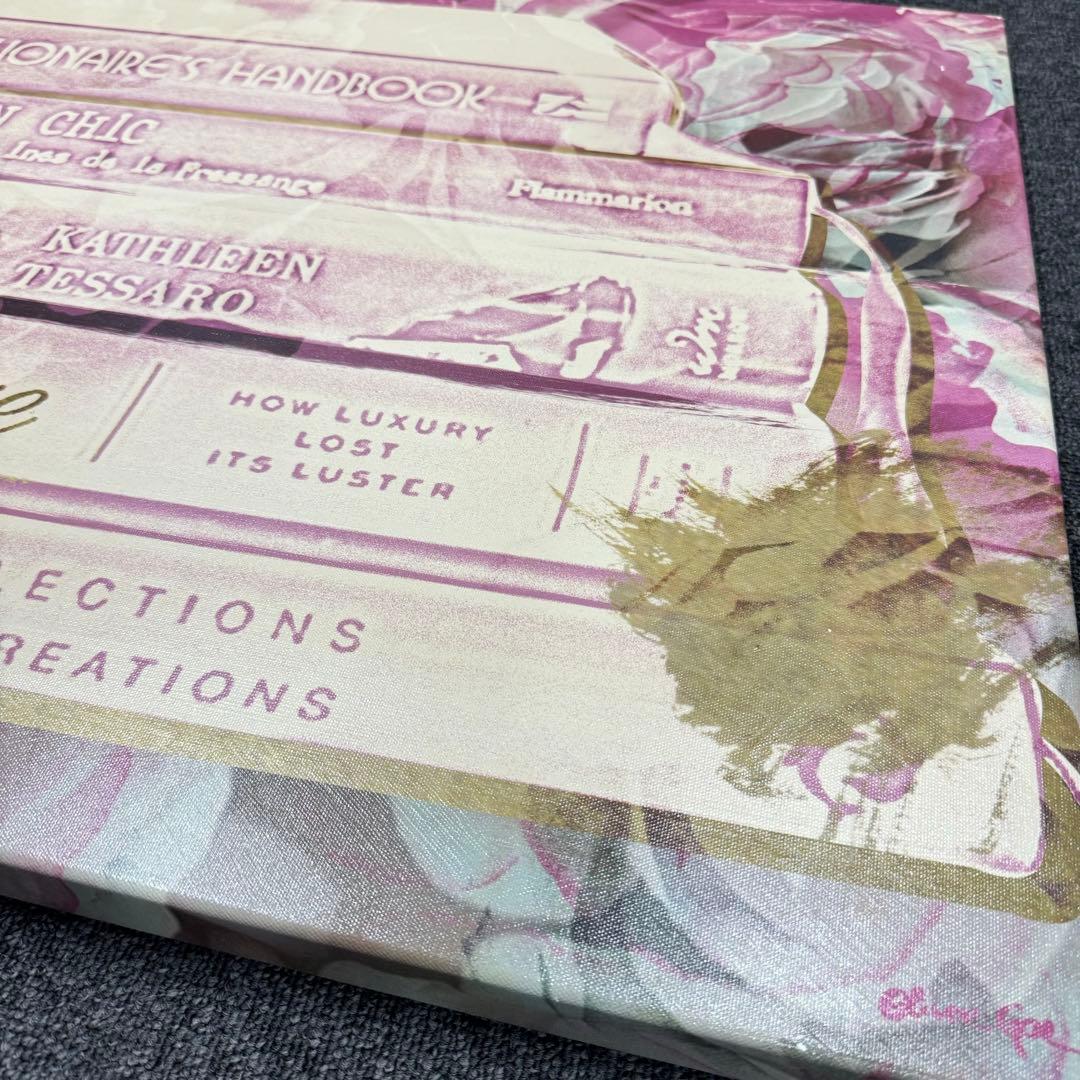 oliver gal キャンバスアート　絵画　CHANEL ピンク　本